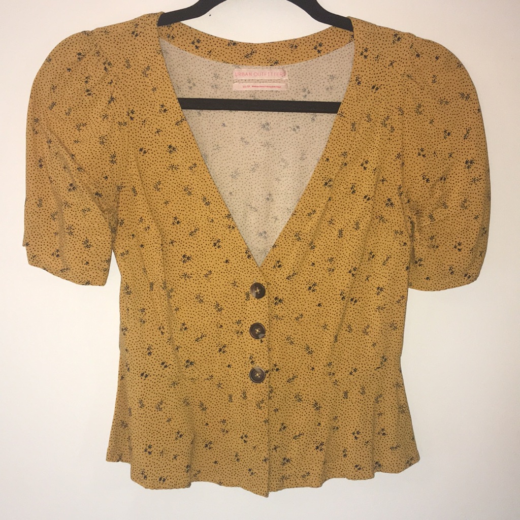 Uo Button Front Top